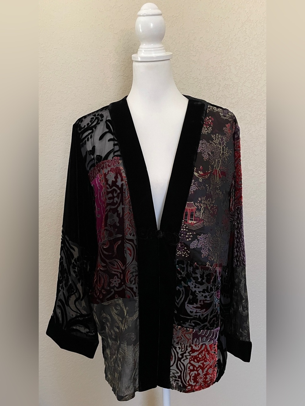 Chico's Patchwork Velvet Burnout Kimono Jacket Silk Blend Black Multi Color Sz M